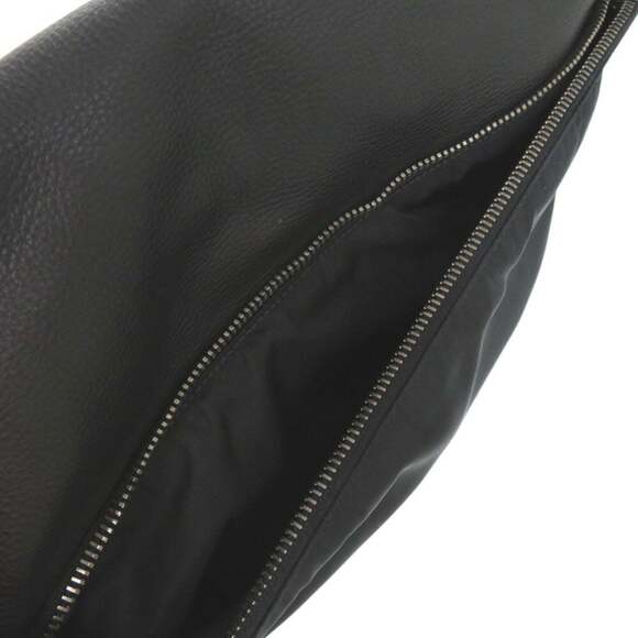 PRADA Leather Shoulder Bag - Picture 5 of 9
